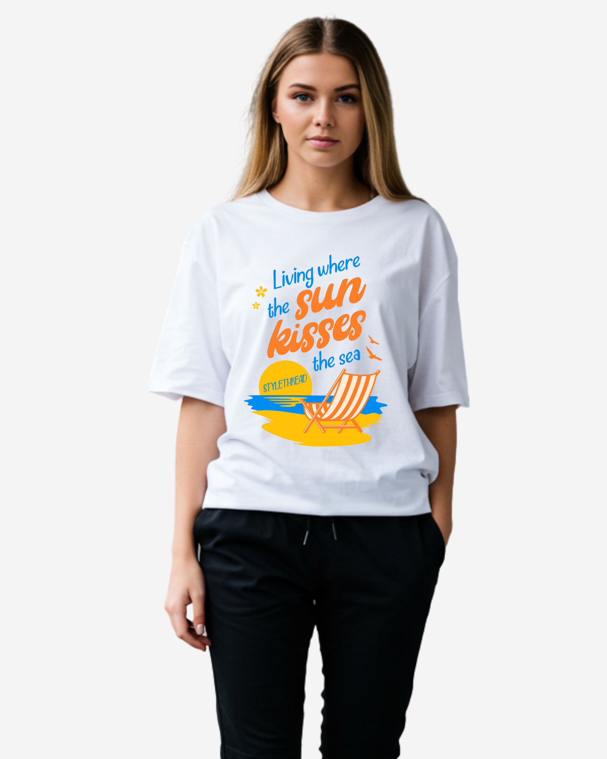 Living Where the Sun Kisses Women's Oversized T-Shirt